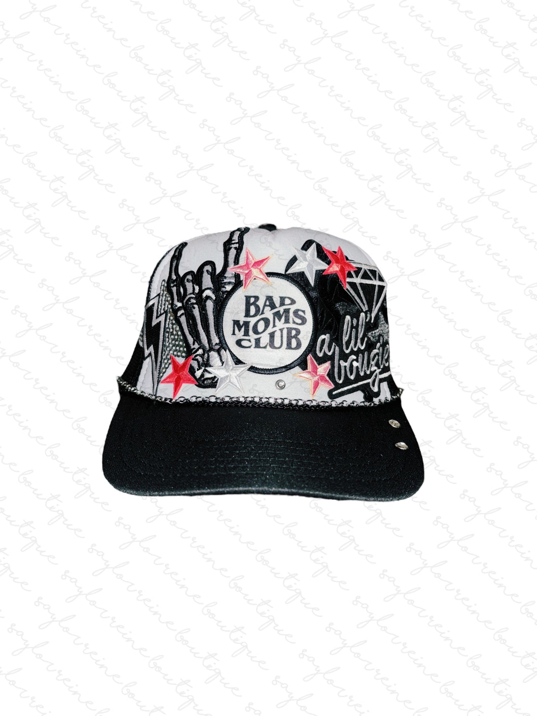 Bad Moms Club : B/W Trucker