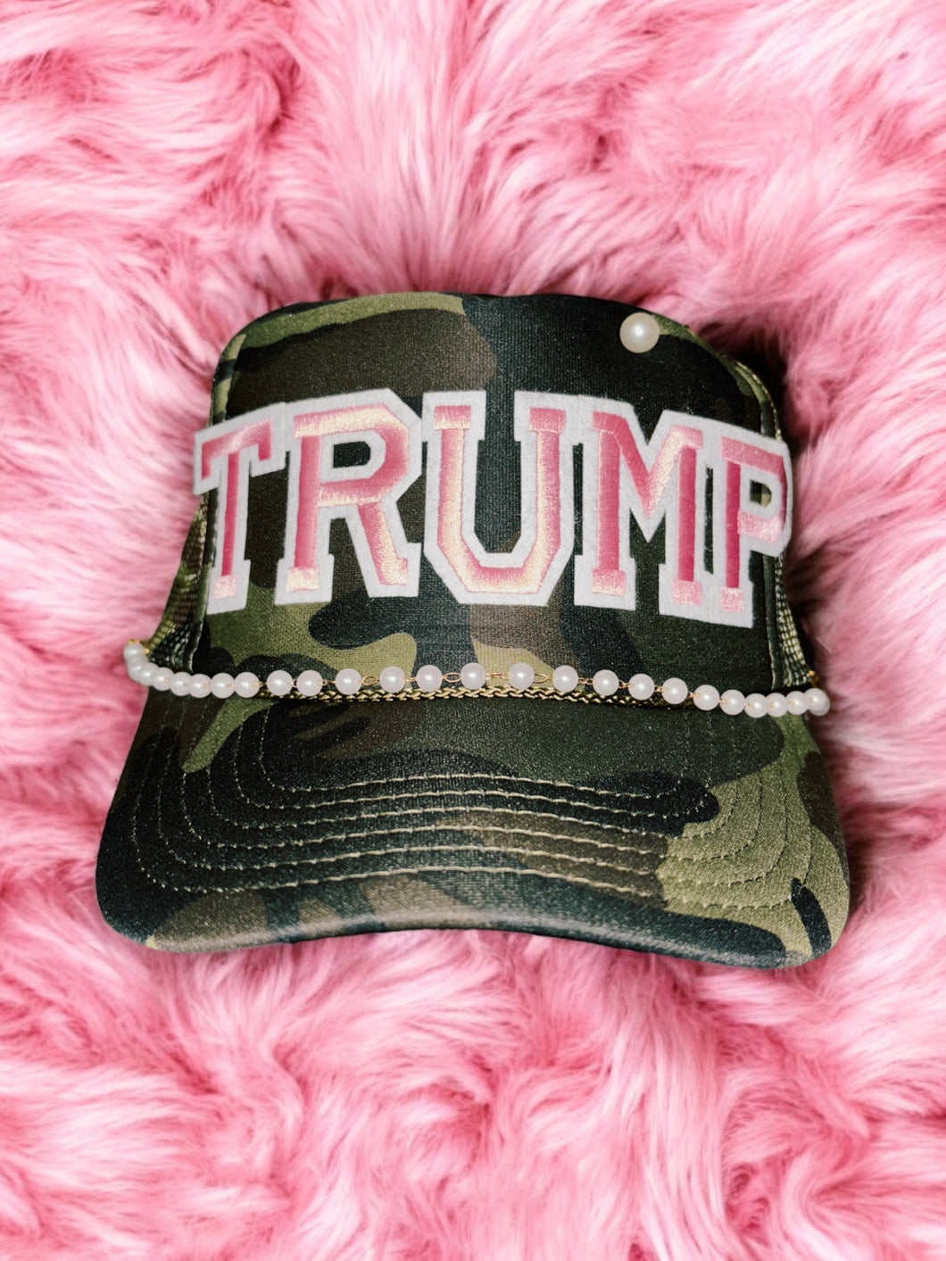 Pink Trump : Camo Trucker