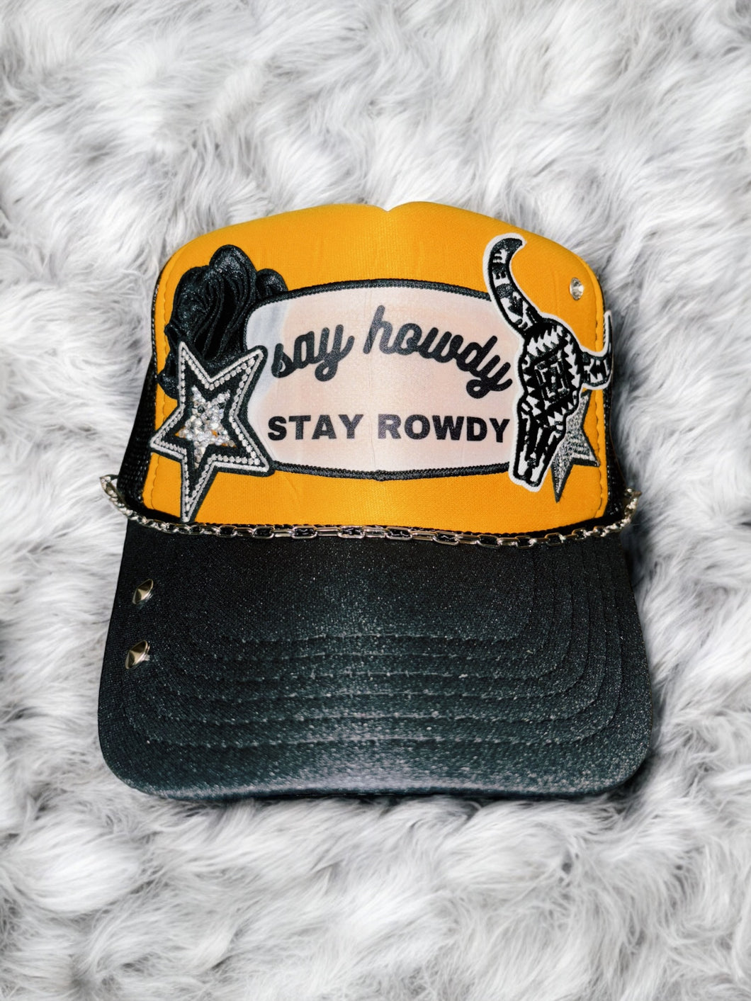 Say Howdy : Gold Trucker